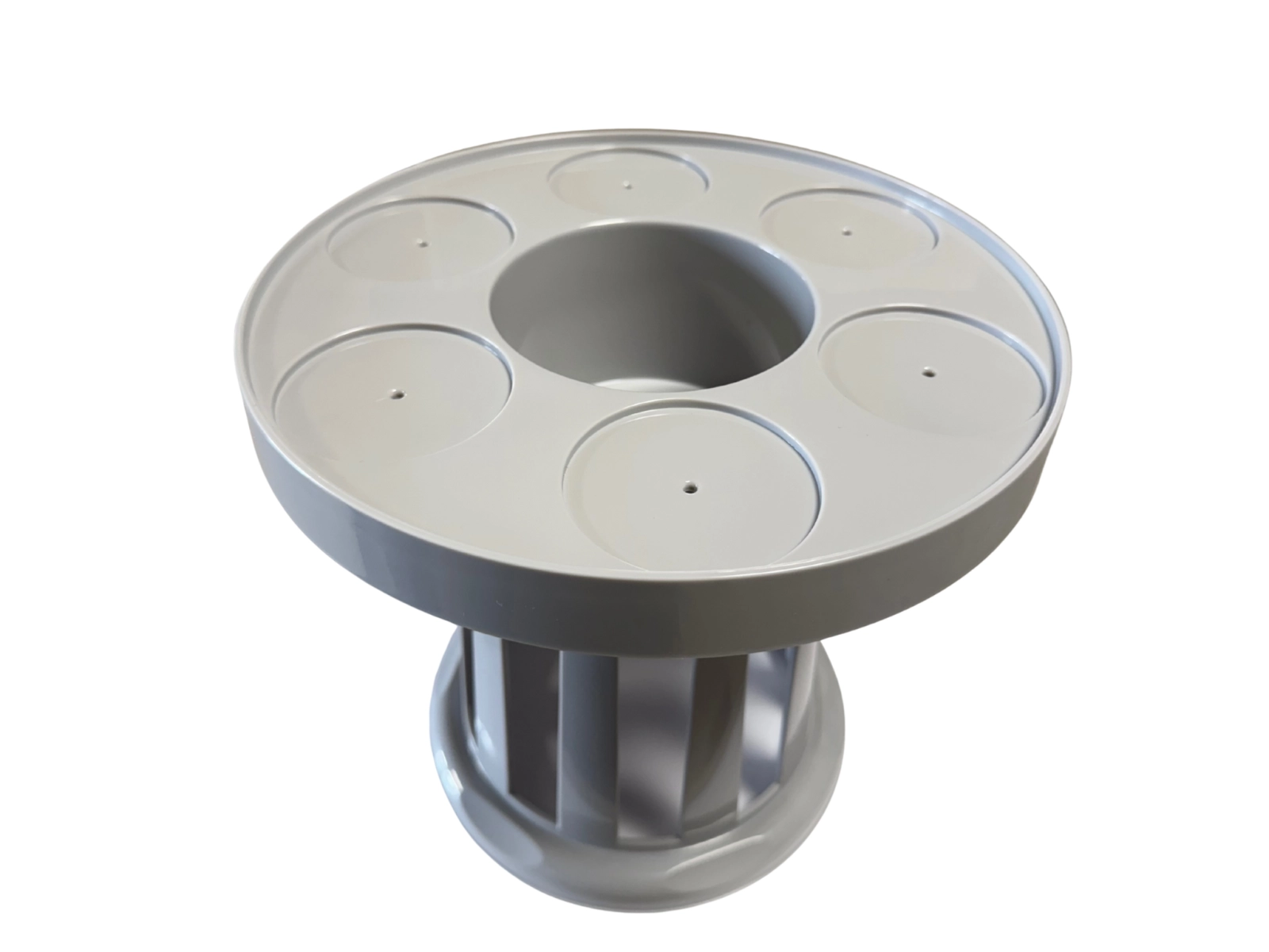 Plastikinis gėrimų staliukas, fiksuojamas ant filtro